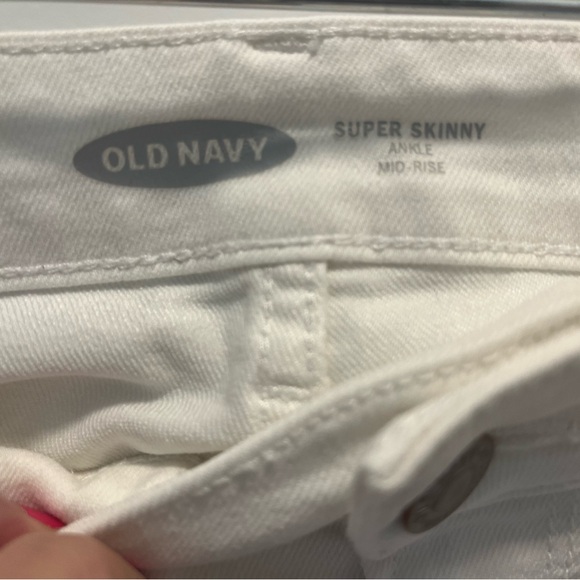 Old Navy Super Skinny Ankle Stretch White Jeans Size 14 Short Women’s 👖 - Picture 6 of 6